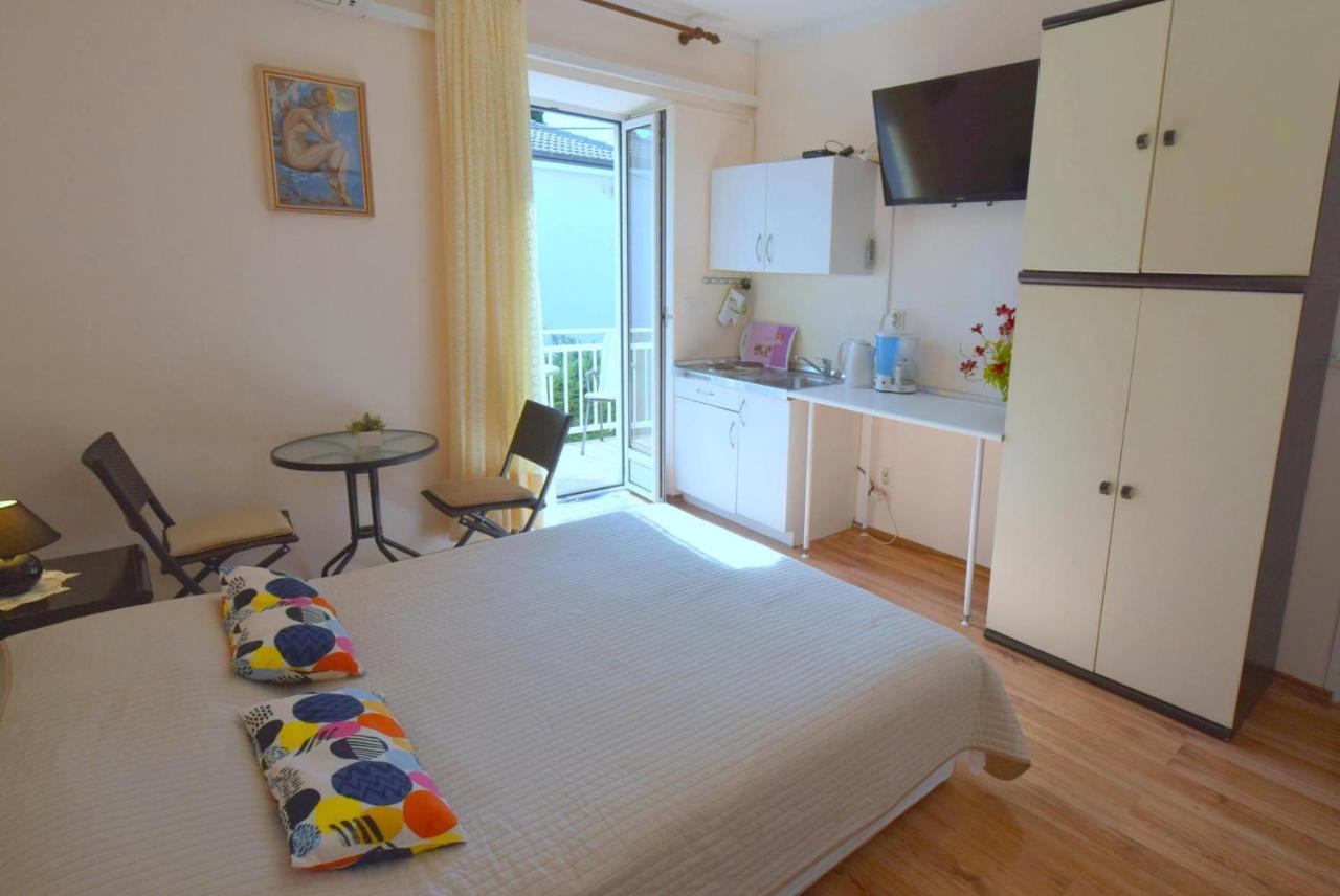 Apartments Margarita Малинська Екстер'єр фото